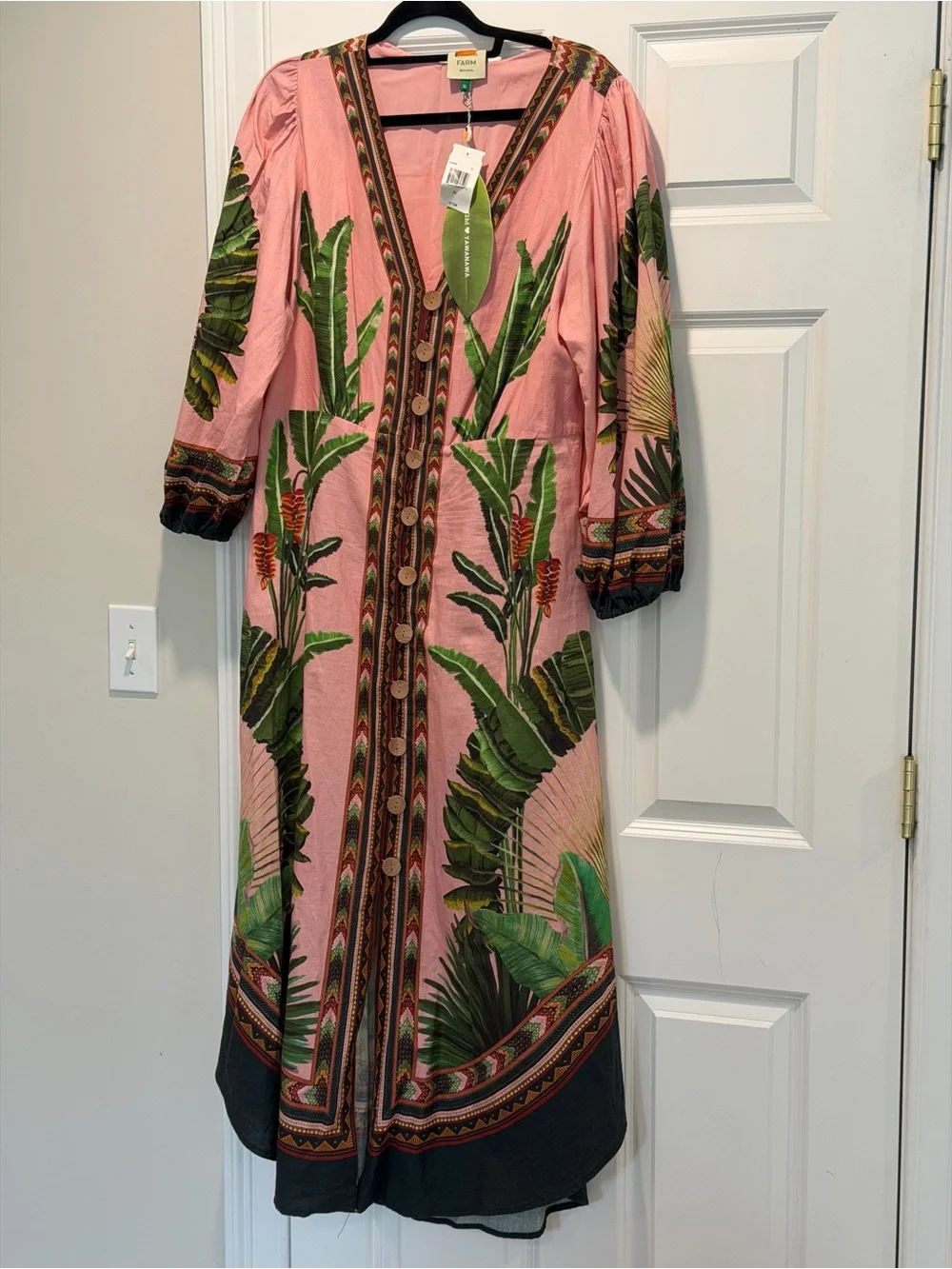 FARM Rio Pink Maxi Dress with Green Tropical Leaf Motif and Black Border - Picture 1 of 3